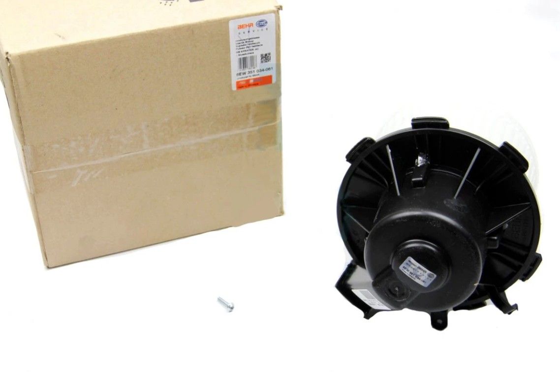 Мотор за кабина 8EW351034-061Hella = PSV34185 NRF